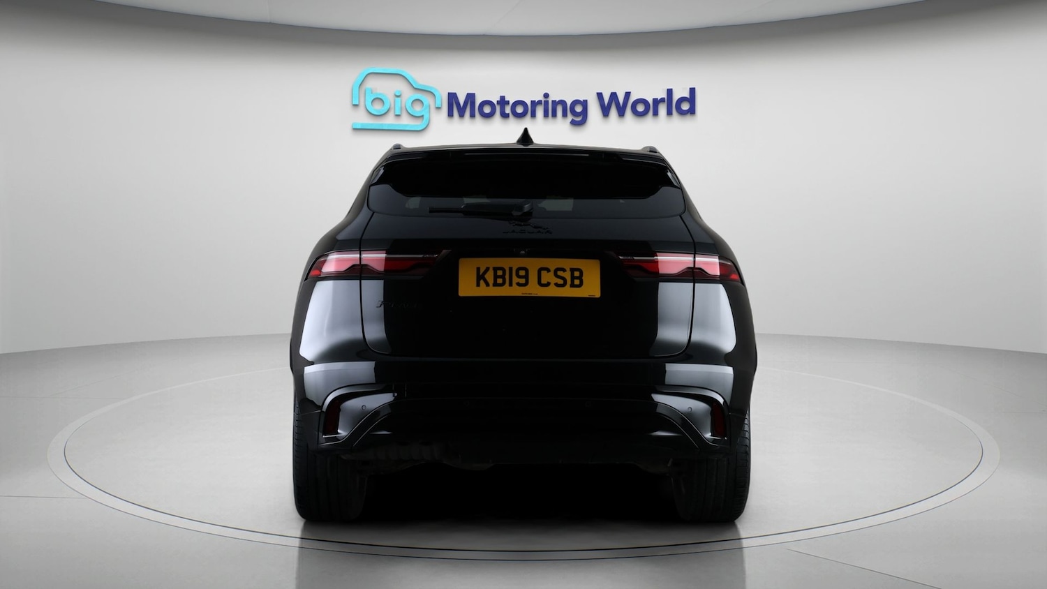 Used Jaguar F-Pace 2023 for sale - 78148377: Photo 6