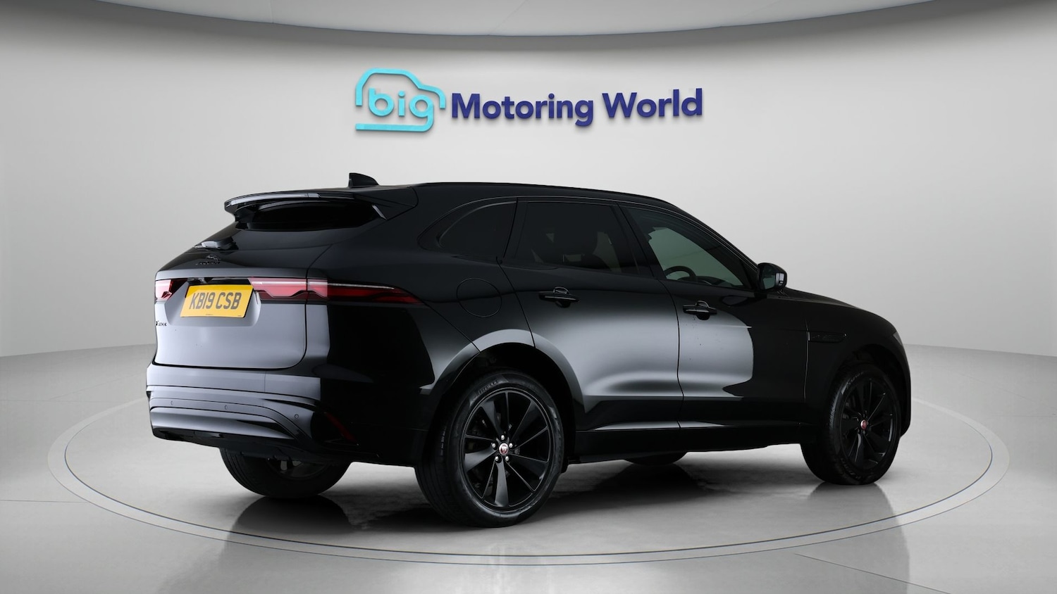 Used Jaguar F-Pace 2023 for sale - 78148377: Photo 7
