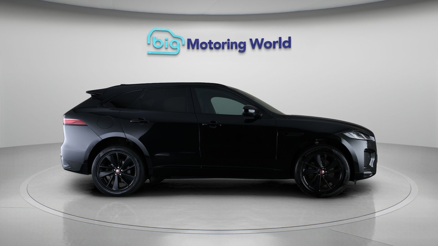 Used Jaguar F-Pace 2023 for sale - 78148377: Photo 8