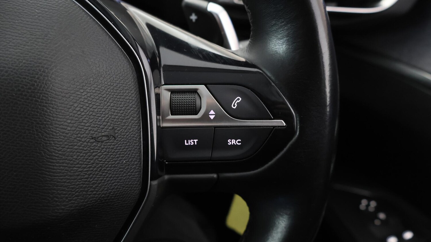 Used Peugeot 5008 2020 for sale - 76644733: Photo 24