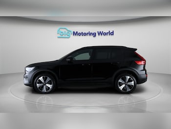 Used Volvo XC40 2023 for sale - 78968638: Photo
