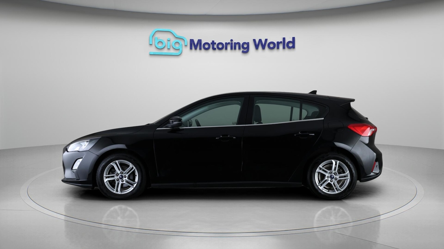Used Ford Focus 2021 for sale - 76381133: Photo 4