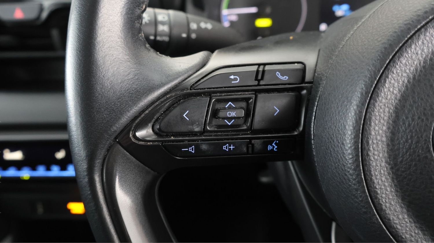 Used Toyota Yaris 2021 for sale - 77352141: Photo 22