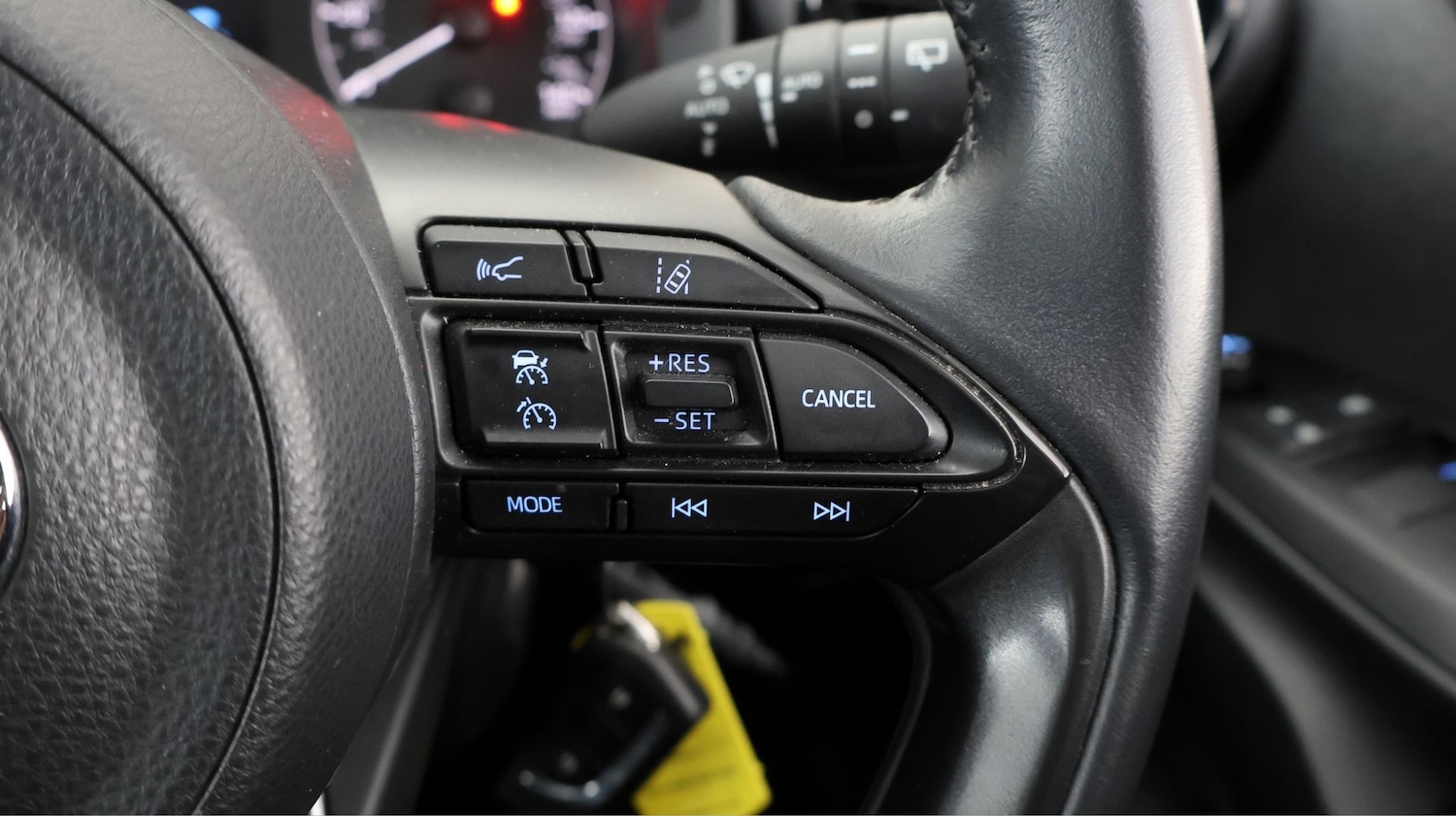 Used Toyota Yaris 2021 for sale - 77352141: Photo 23