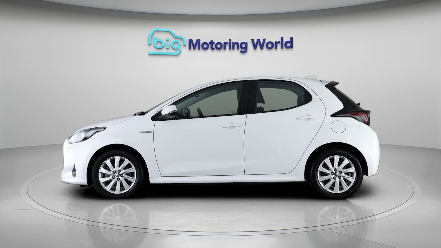 Used Toyota Yaris 2021 for sale - 77352141: Photo 4