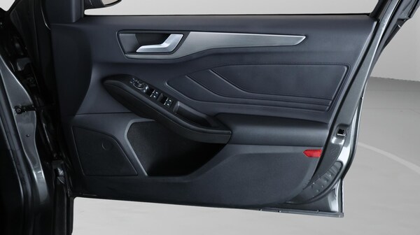 Used Ford Focus 2021 for sale - 76295320: Photo 16
