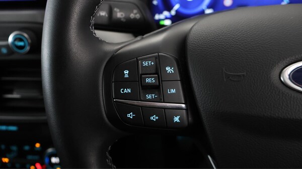 Used Ford Focus 2021 for sale - 76295320: Photo 22