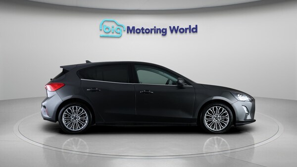 Used Ford Focus 2021 for sale - 76295320: Photo 9