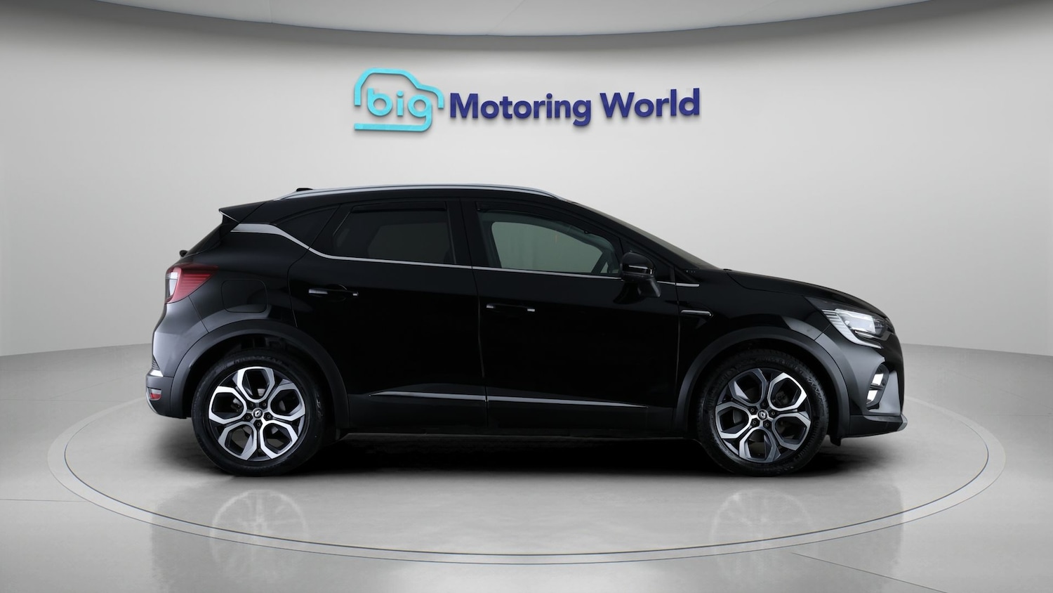 Used Renault Captur 2023 for sale - 78111862: Photo 8