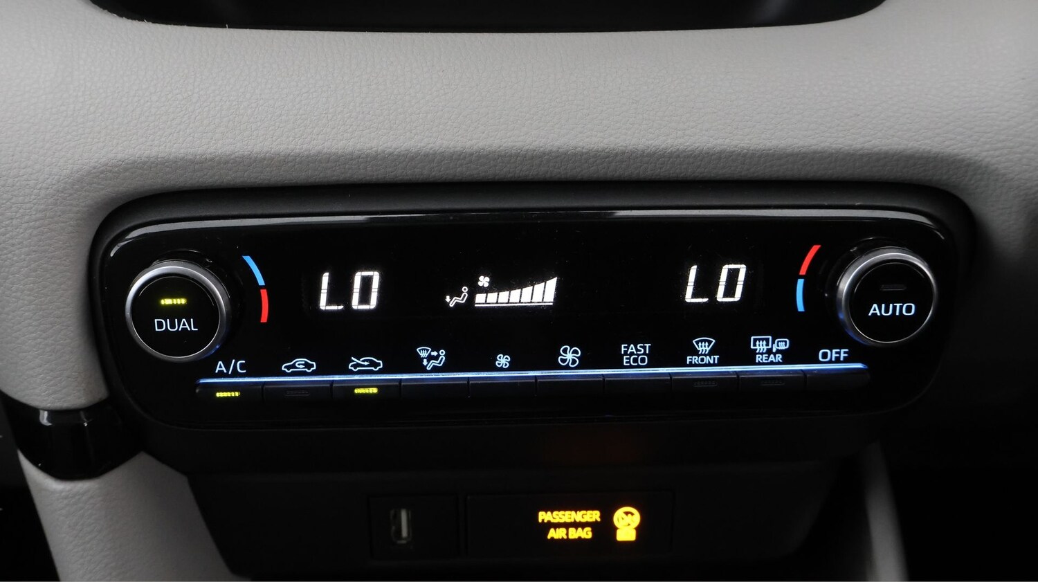 Used Toyota Yaris for sale - 77337439: Photo 11