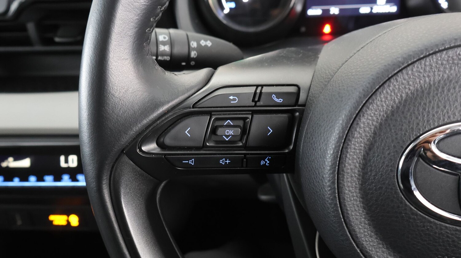 Used Toyota Yaris for sale - 77337439: Photo 23