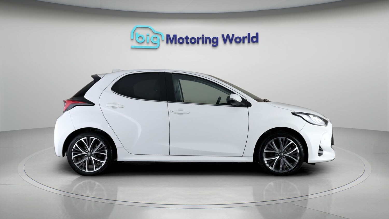 Used Toyota Yaris for sale - 77337439: Photo 8