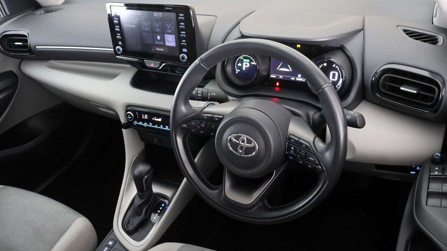 Used Toyota Yaris for sale - 77337439: Photo 9