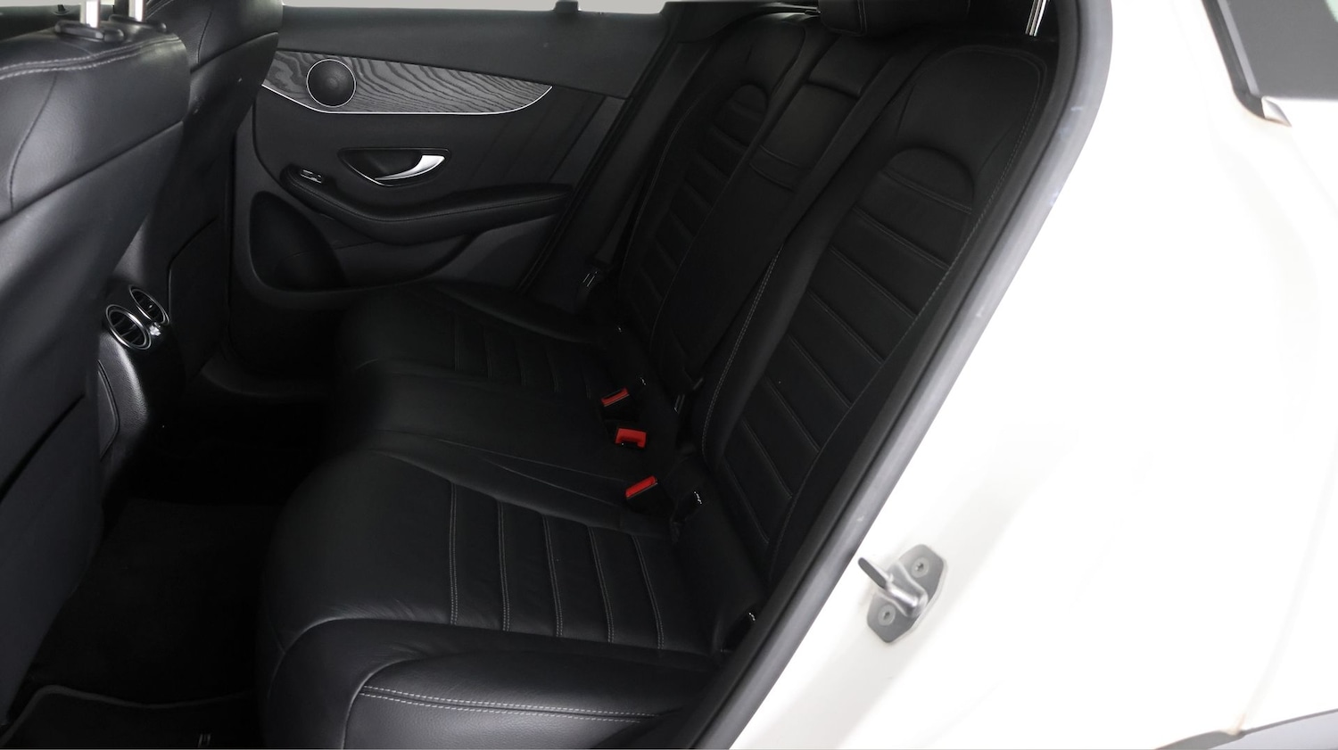 Used Mercedes-Benz GLC 2020 for sale - 77643908: Photo 16