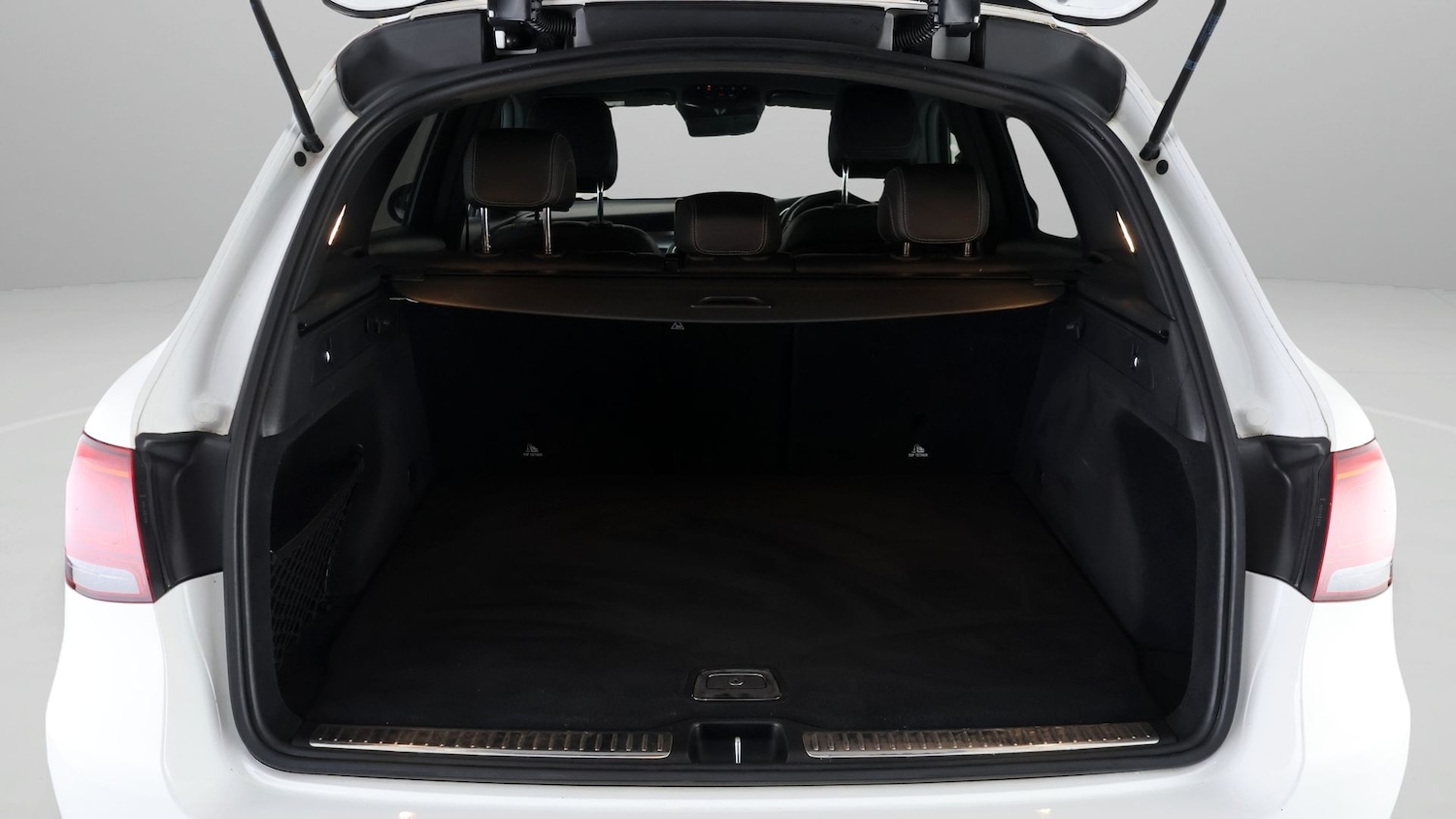 Used Mercedes-Benz GLC 2020 for sale - 77643908: Photo 17