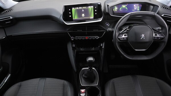 Used Peugeot 2008 2021 for sale - 76306980: Photo 13