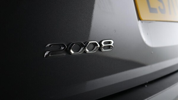 Used Peugeot 2008 2021 for sale - 76306980: Photo 21