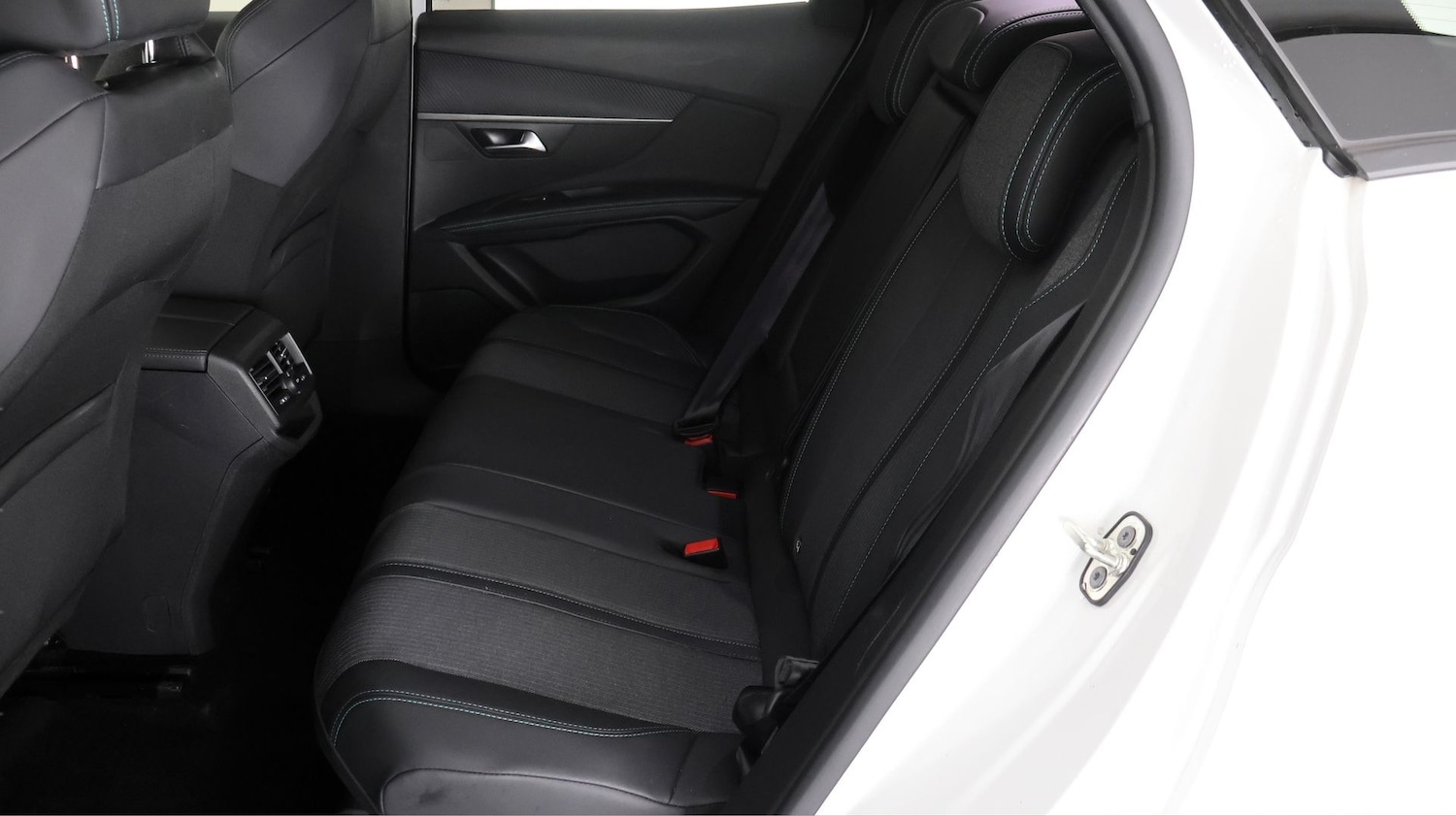 Used Peugeot 3008 2024 for sale - 77636614: Photo 15