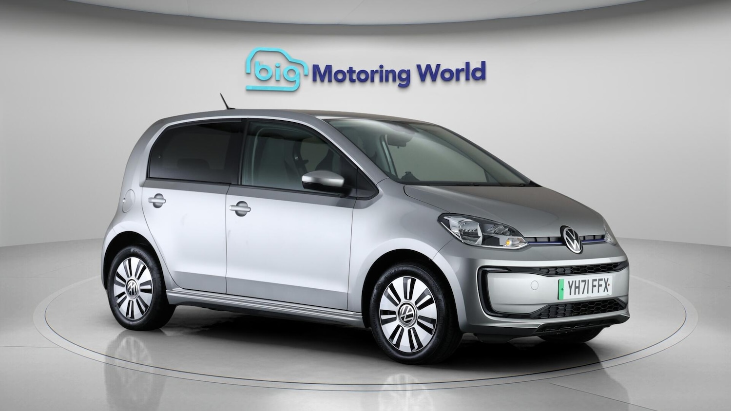 Used Volkswagen up! 2021 for sale - 76592520: Photo 2