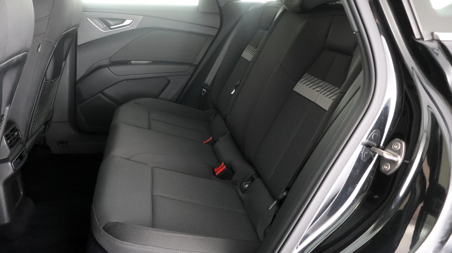 Used Audi Q4 e-tron 2023 for sale - 77636607: Photo 15