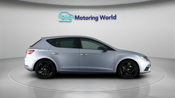 Used SEAT Leon 2019 for sale - 76250939: Photo 9