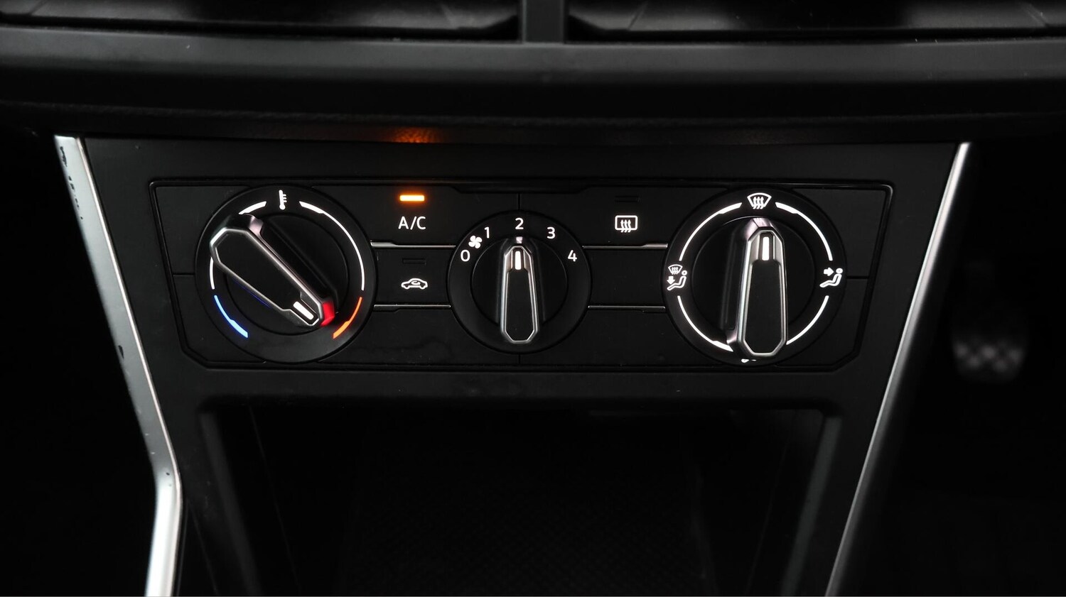 Used Volkswagen Polo 2023 for sale - 76314604: Photo 12