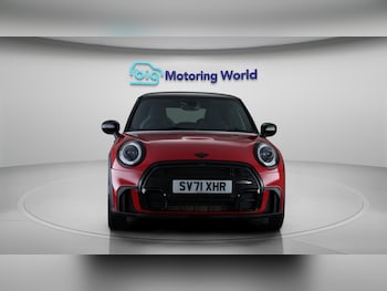 Used MINI Hatch 2021 for sale - 76659003: Photo