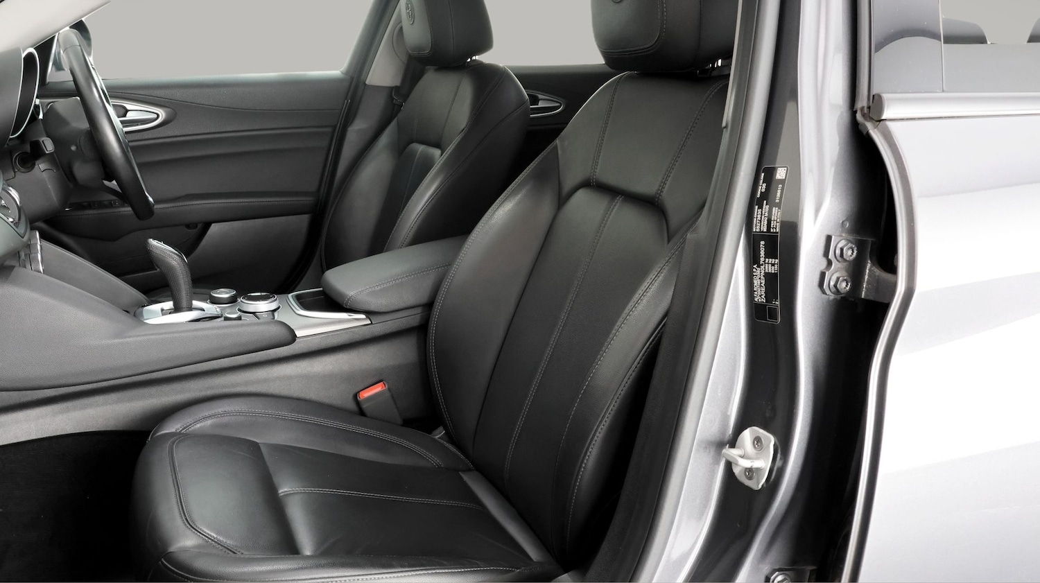 Used Alfa Romeo Giulia 2021 for sale - 77707368: Photo 14