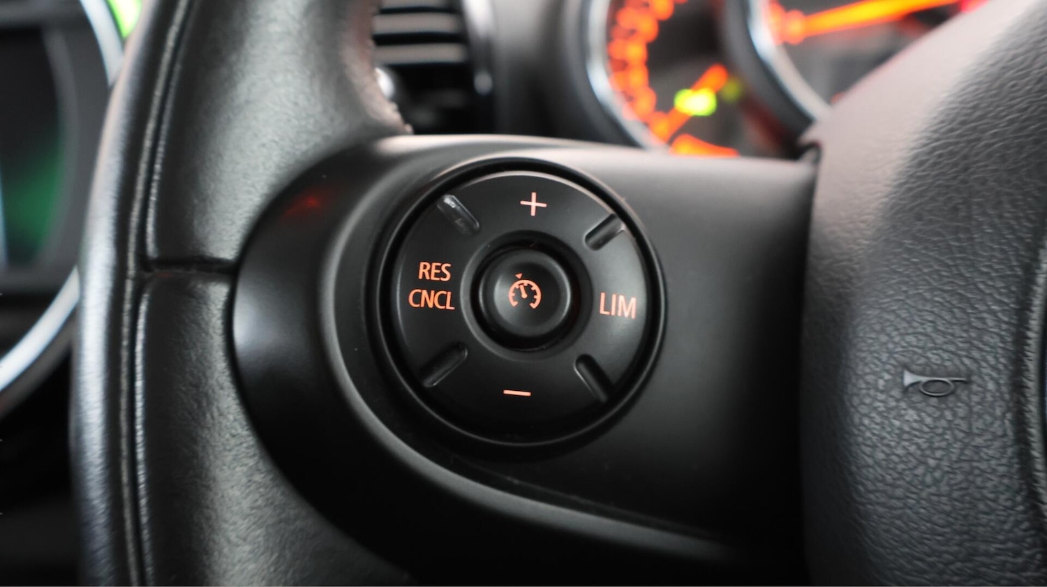 Used MINI Clubman 2018 for sale - 76666552: Photo 22