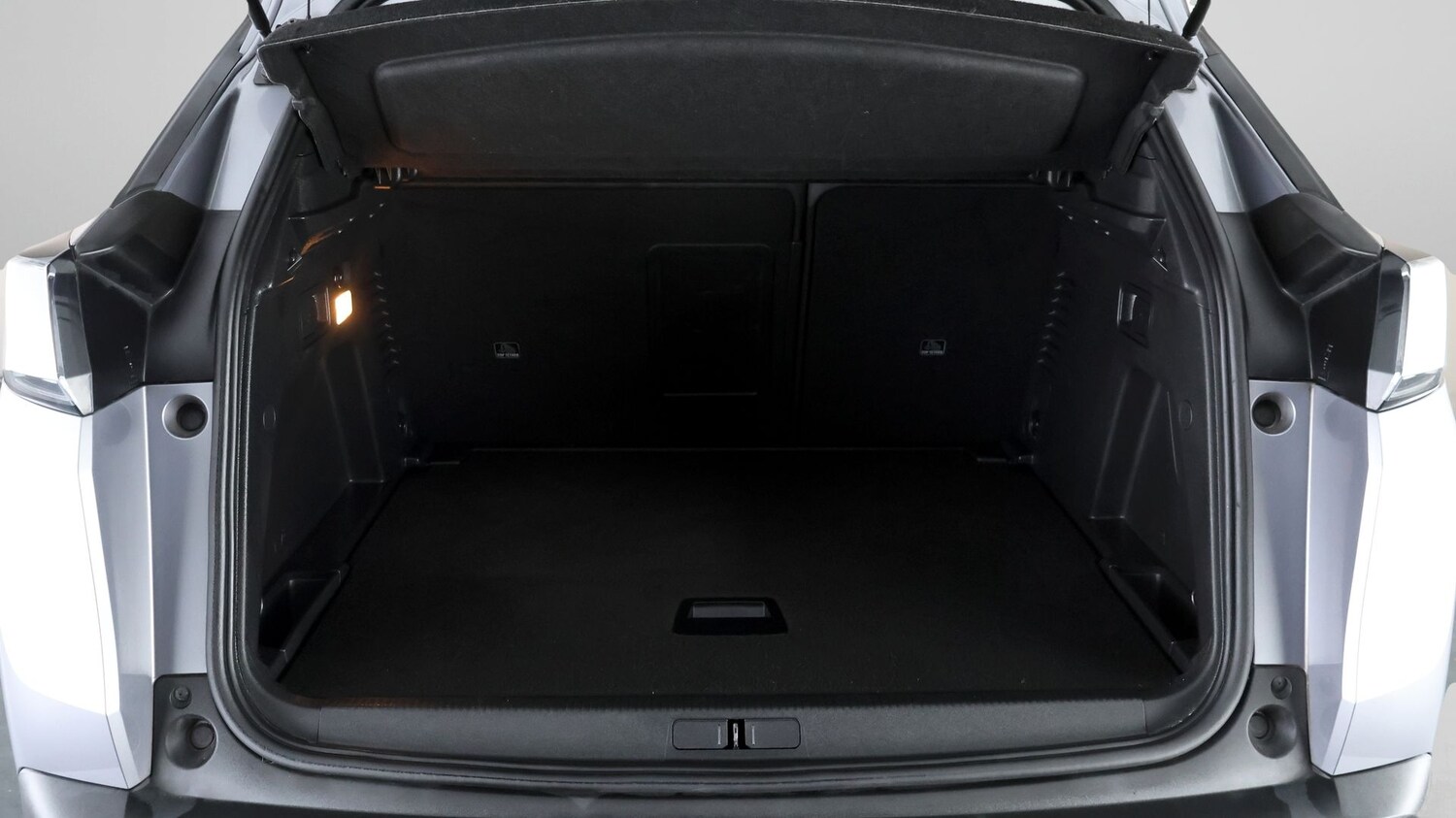 Used Peugeot 3008 2021 for sale - 77845237: Photo 17