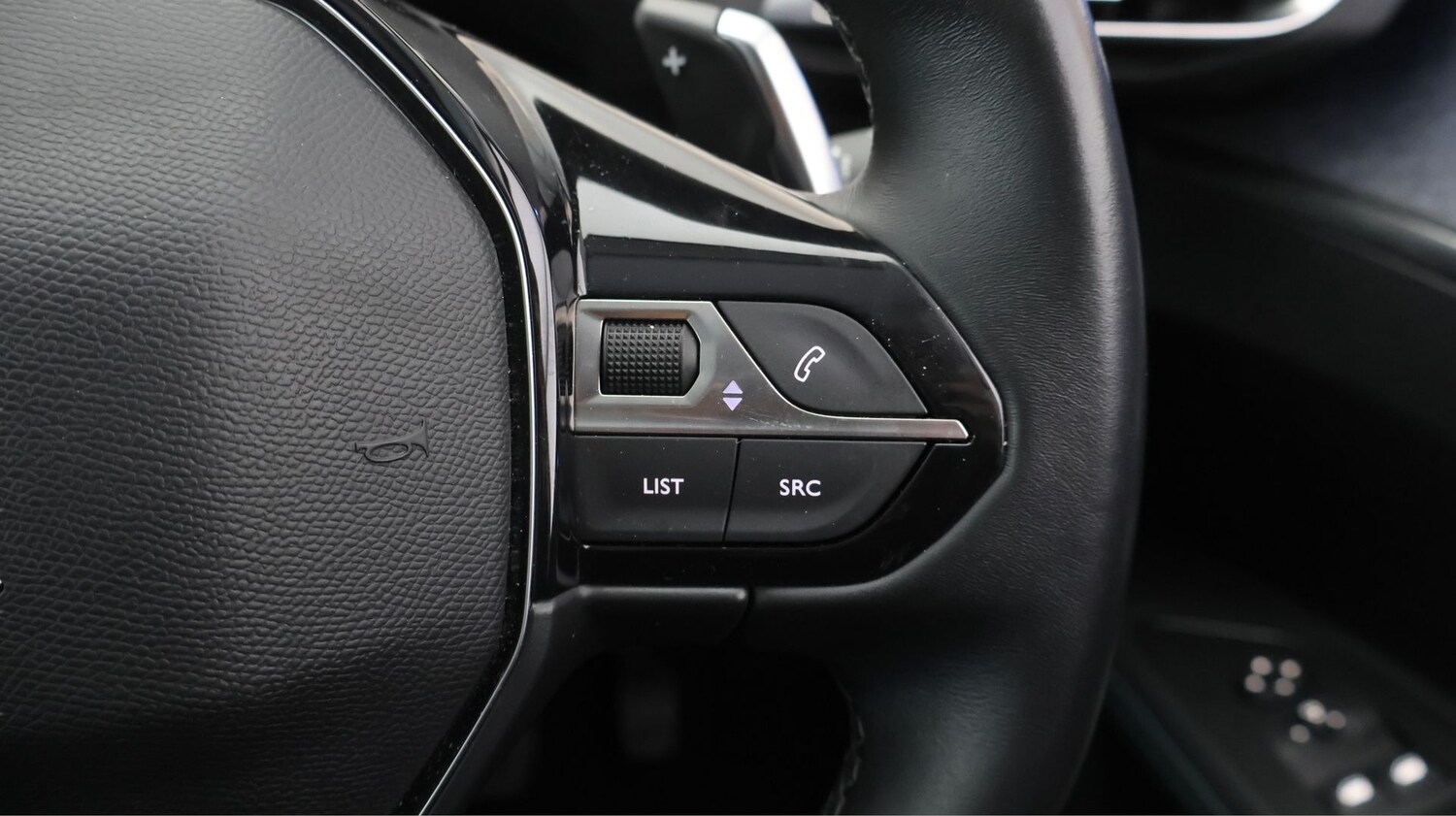 Used Peugeot 3008 2021 for sale - 77845237: Photo 24