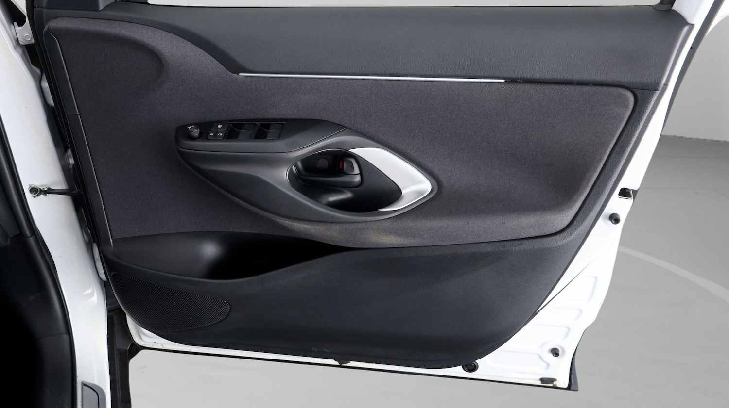 Used Toyota Yaris Cross 2023 for sale - 77399492: Photo 14