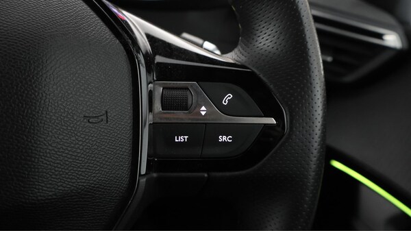 Used Peugeot 2008 2024 for sale - 76226809: Photo 25
