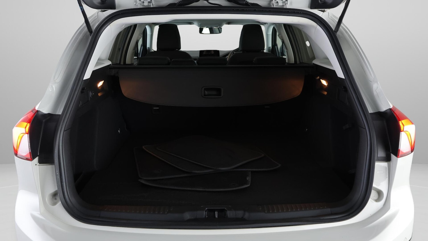 Used Ford Focus 2019 for sale - 76702322: Photo 17