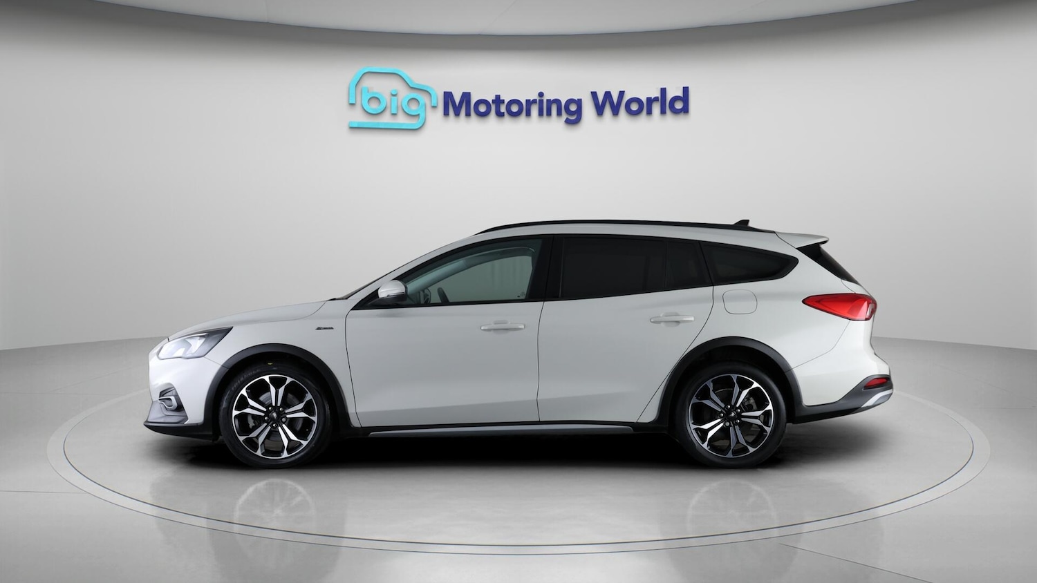 Used Ford Focus 2019 for sale - 76702322: Photo 4