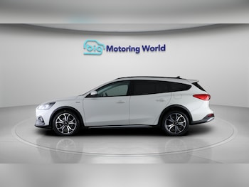 Used Ford Focus 2019 for sale - 76702322: Photo