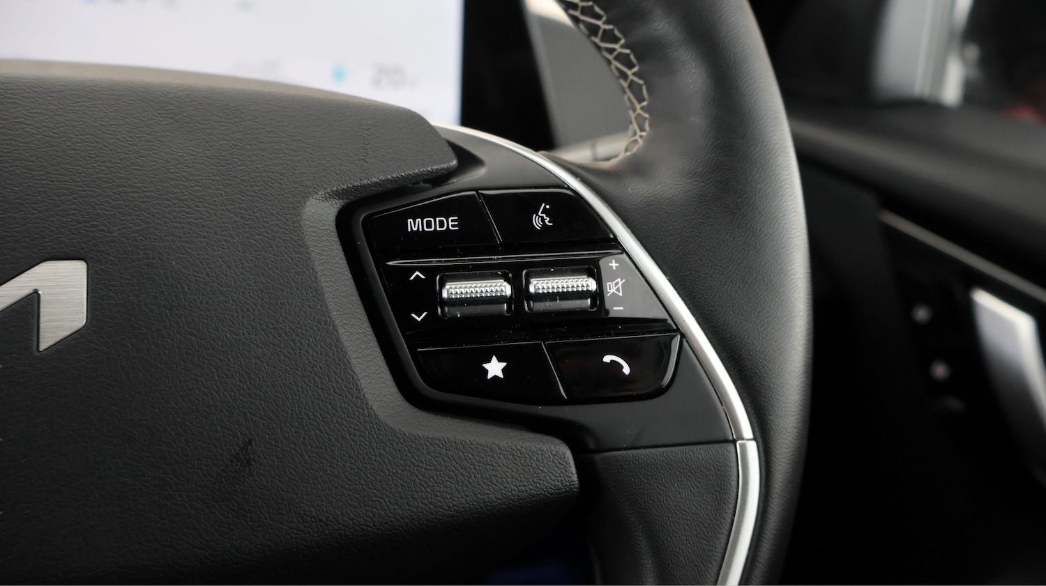 Used Kia EV6 2024 for sale - 77694600: Photo 25