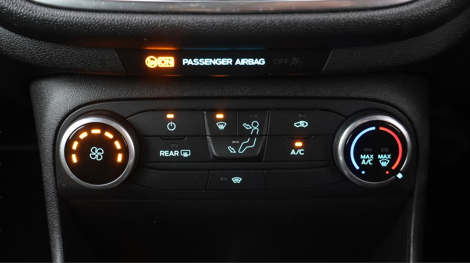 Used Ford Fiesta 2017 for sale - 78085075: Photo 12