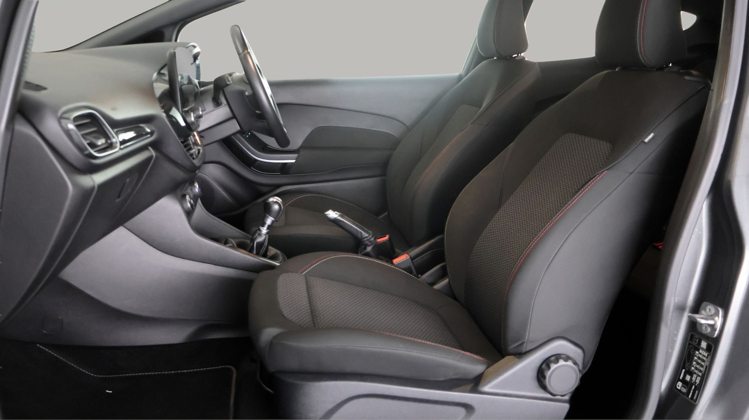 Used Ford Fiesta 2017 for sale - 78085075: Photo 14