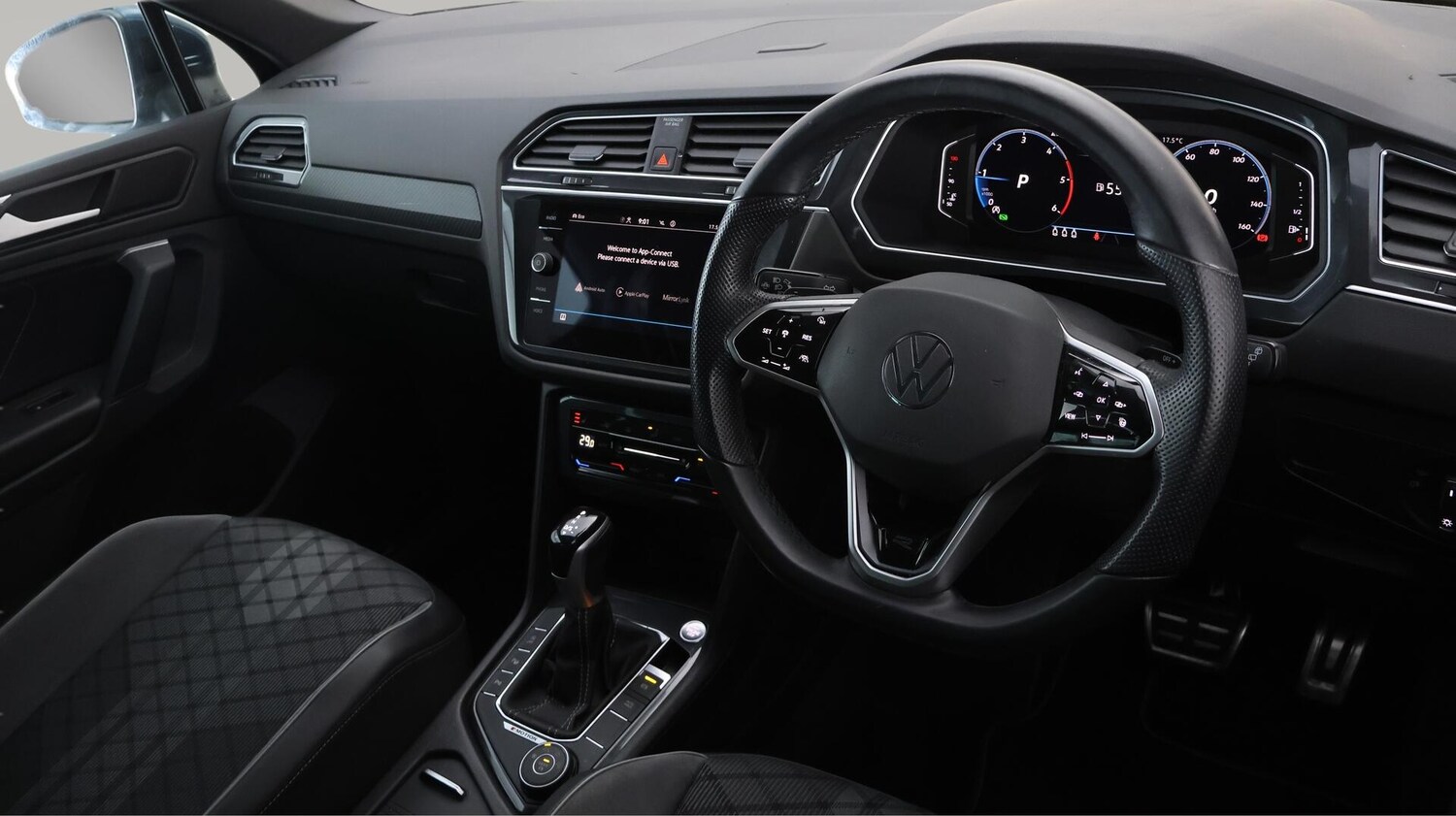 Used Volkswagen Tiguan for sale - 76727211: Photo 10