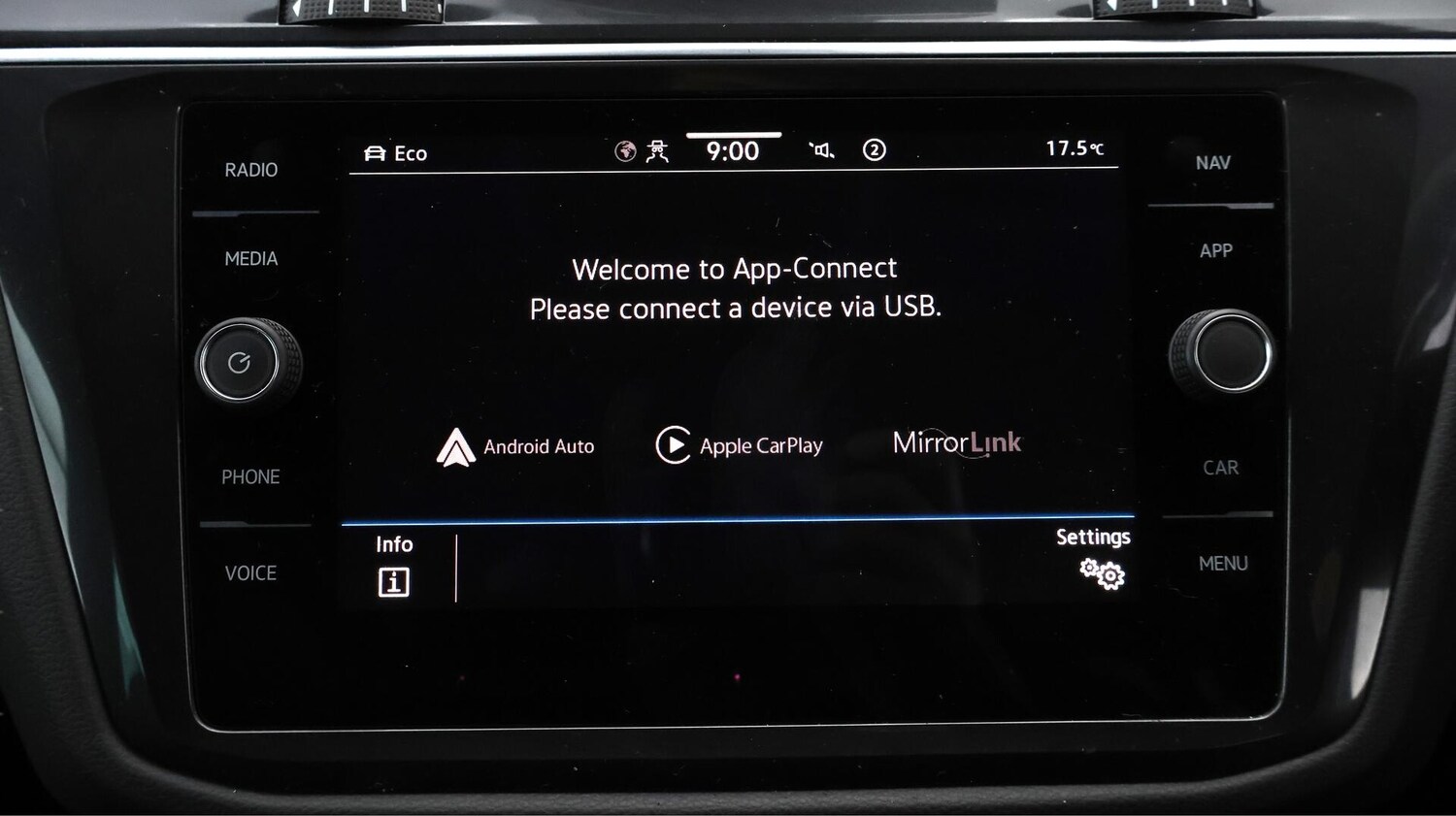 Used Volkswagen Tiguan for sale - 76727211: Photo 27