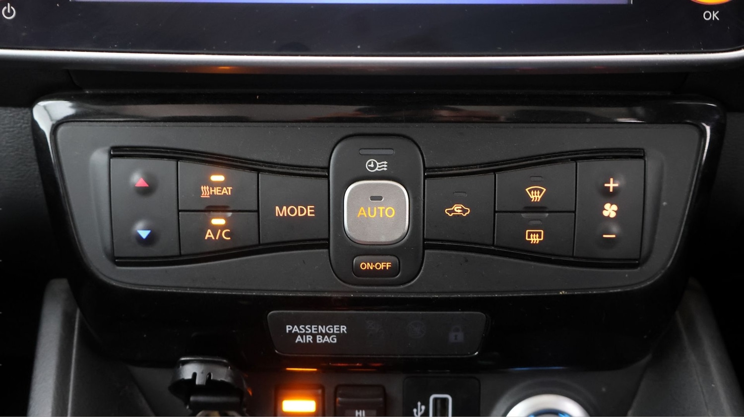 Used Nissan Leaf 2020 for sale - 77401159: Photo 12