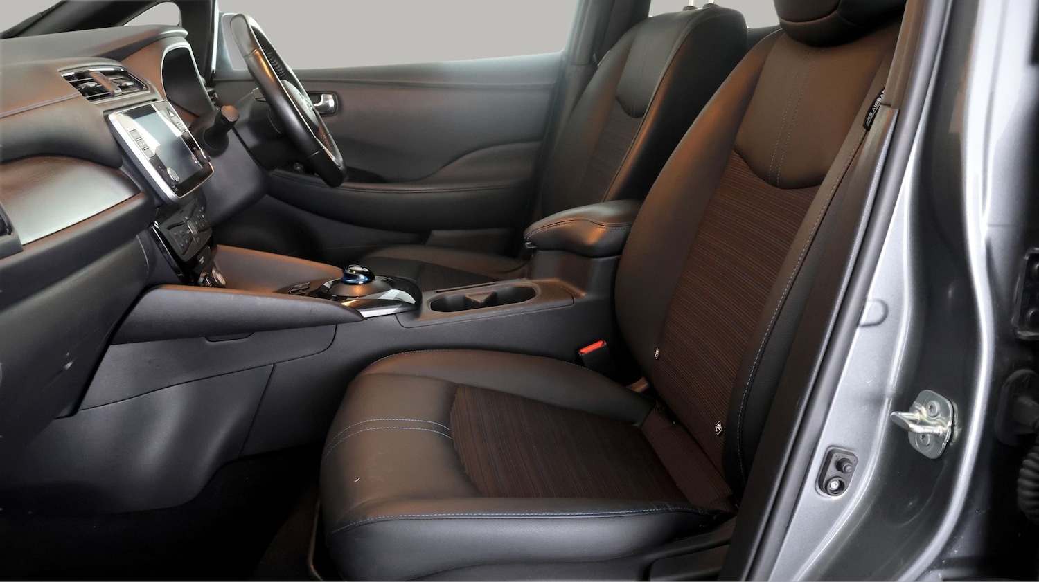 Used Nissan Leaf 2020 for sale - 77401159: Photo 14