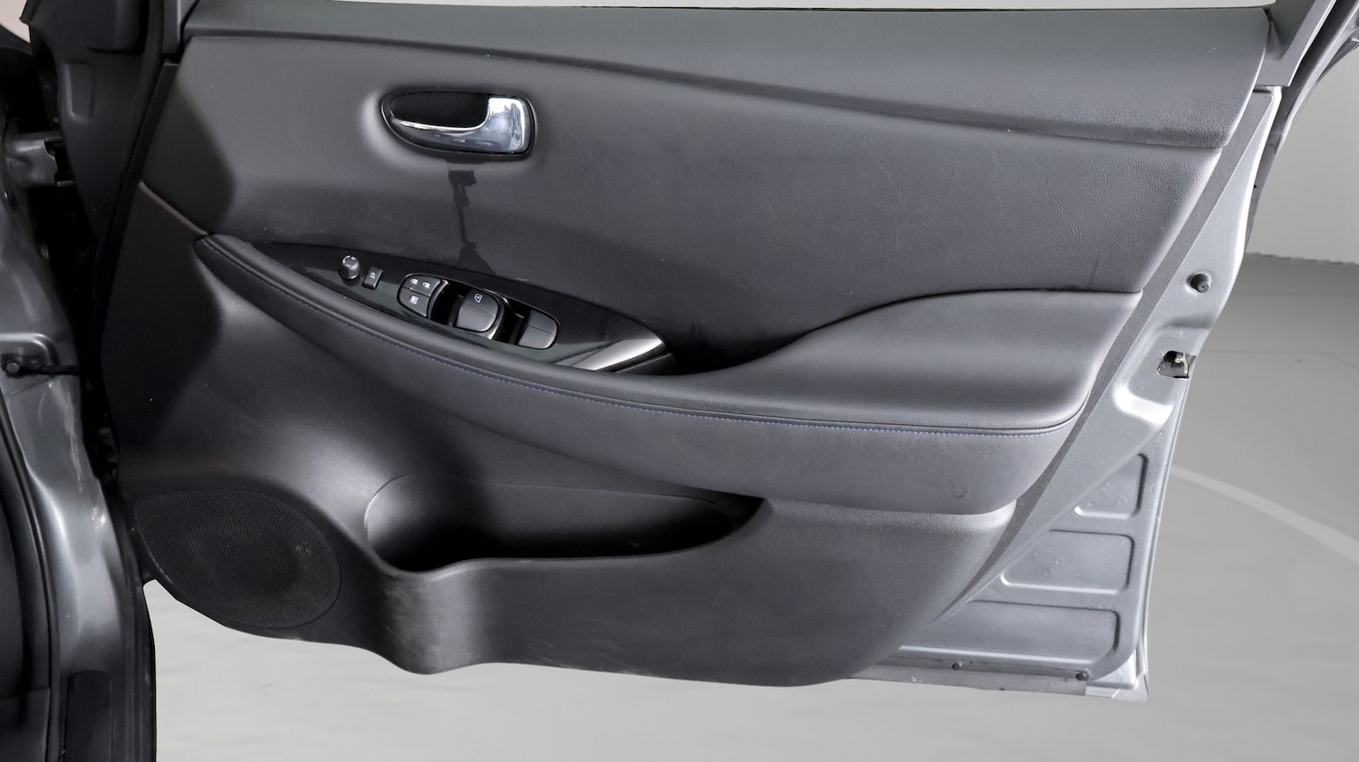 Used Nissan Leaf 2020 for sale - 77401159: Photo 15