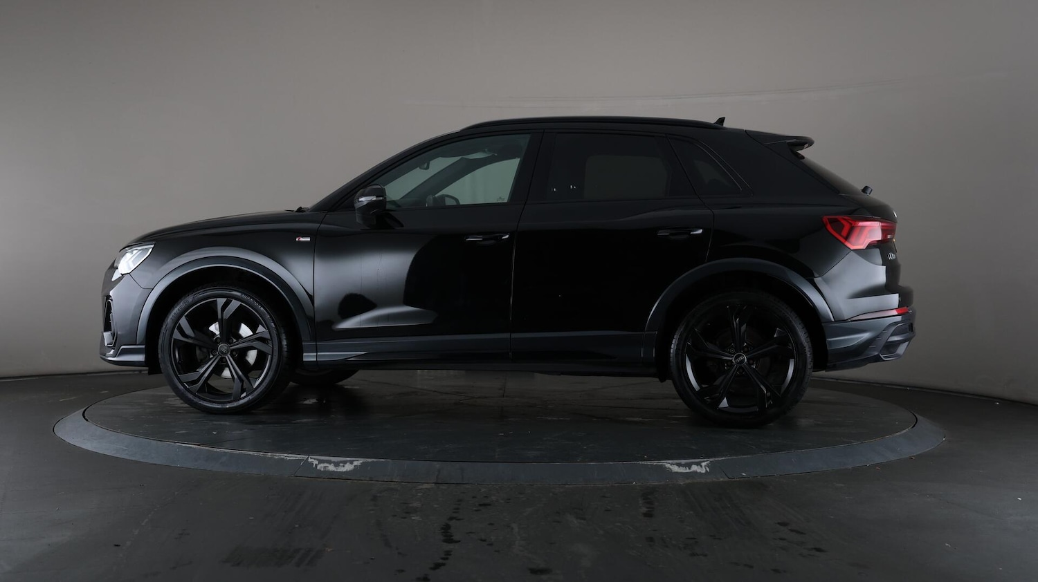 Used Audi Q3 2020 for sale - 75977895: Photo 38