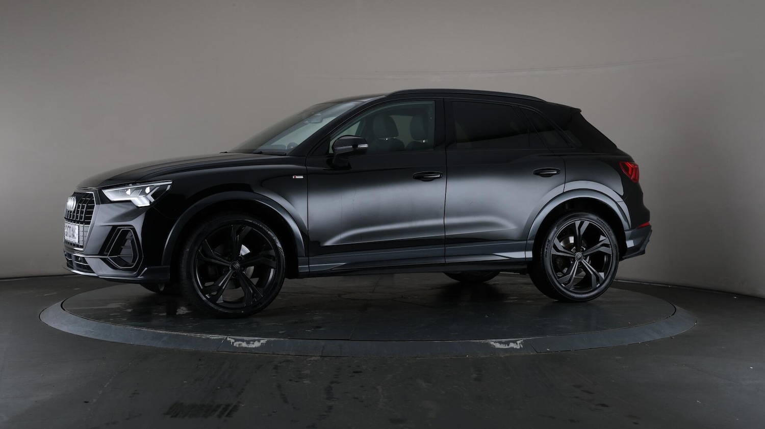 Used Audi Q3 2020 for sale - 75977895: Photo 42