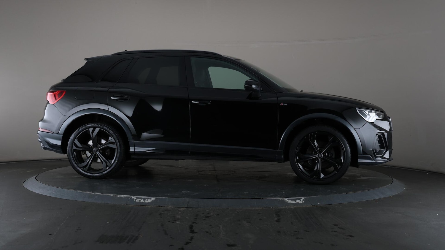 Used Audi Q3 2020 for sale - 75977895: Photo 61