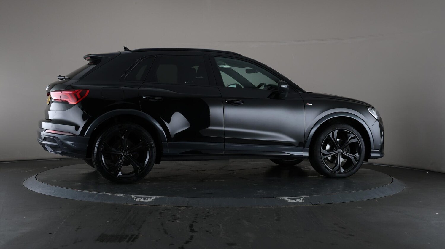 Used Audi Q3 2020 for sale - 75977895: Photo 64