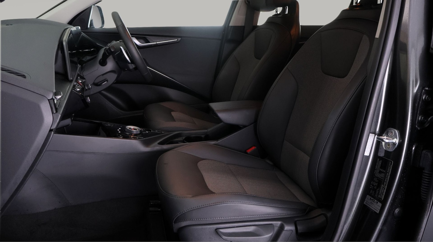 Used Kia Niro 2023 for sale - 77393054: Photo 14