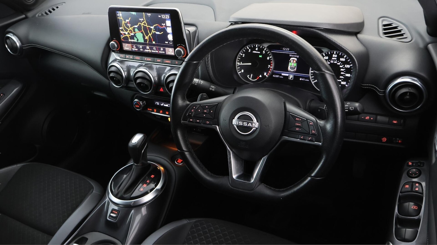 Used Nissan Juke 2023 for sale - 76597063: Photo 10